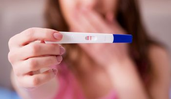 Какой выбрать тест на беременность на ранних сроках?